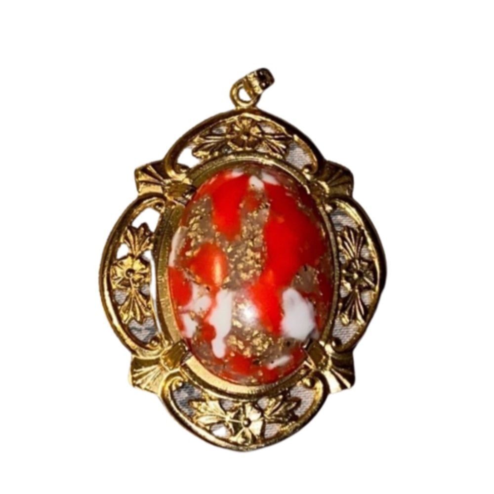 Beautiful Vintage Pendant
